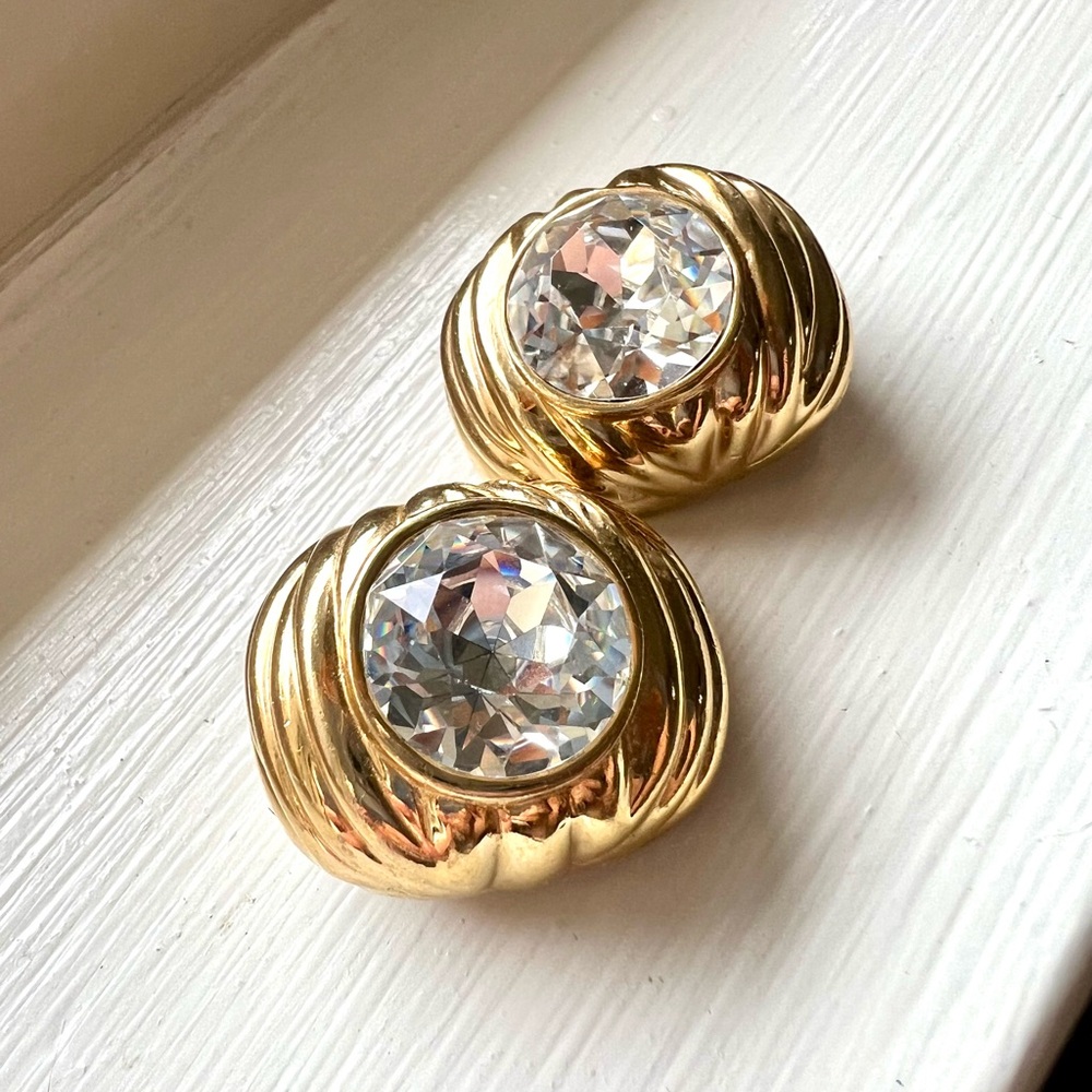 Vintage 80s oversized Gold and Crystal Ciner statement Earrings stamped - Picture 2 of 5